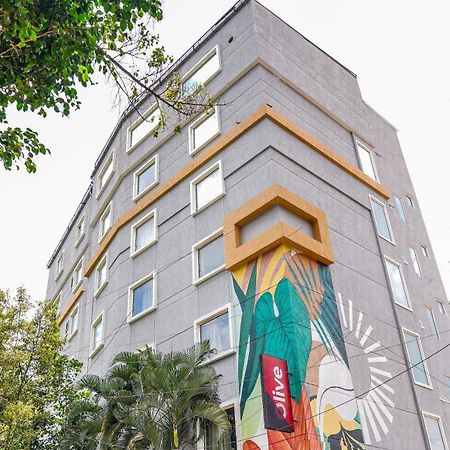 Olive Hotel Indiranagar By Embassy Group 벵갈루루 외부 사진