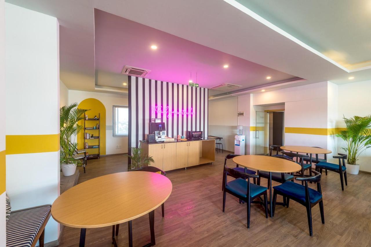 Olive Hotel Indiranagar By Embassy Group 벵갈루루 외부 사진