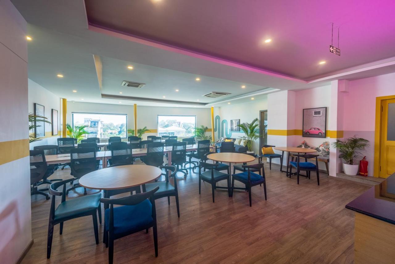 Olive Hotel Indiranagar By Embassy Group 벵갈루루 외부 사진