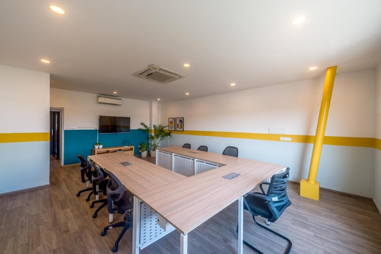 Olive Hotel Indiranagar By Embassy Group 벵갈루루 외부 사진