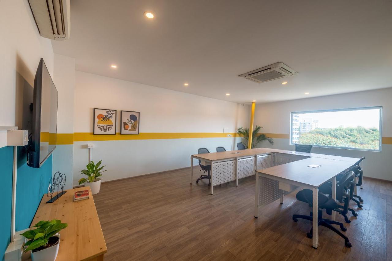 Olive Hotel Indiranagar By Embassy Group 벵갈루루 외부 사진